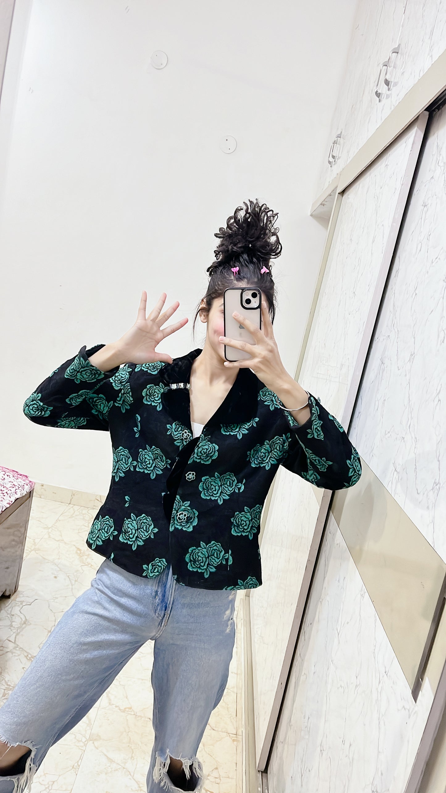 Size-S-M , bust -34