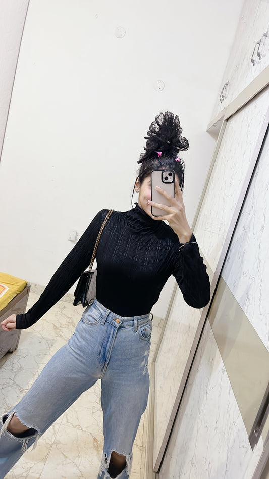 Size-S-M-L , bust -32-36